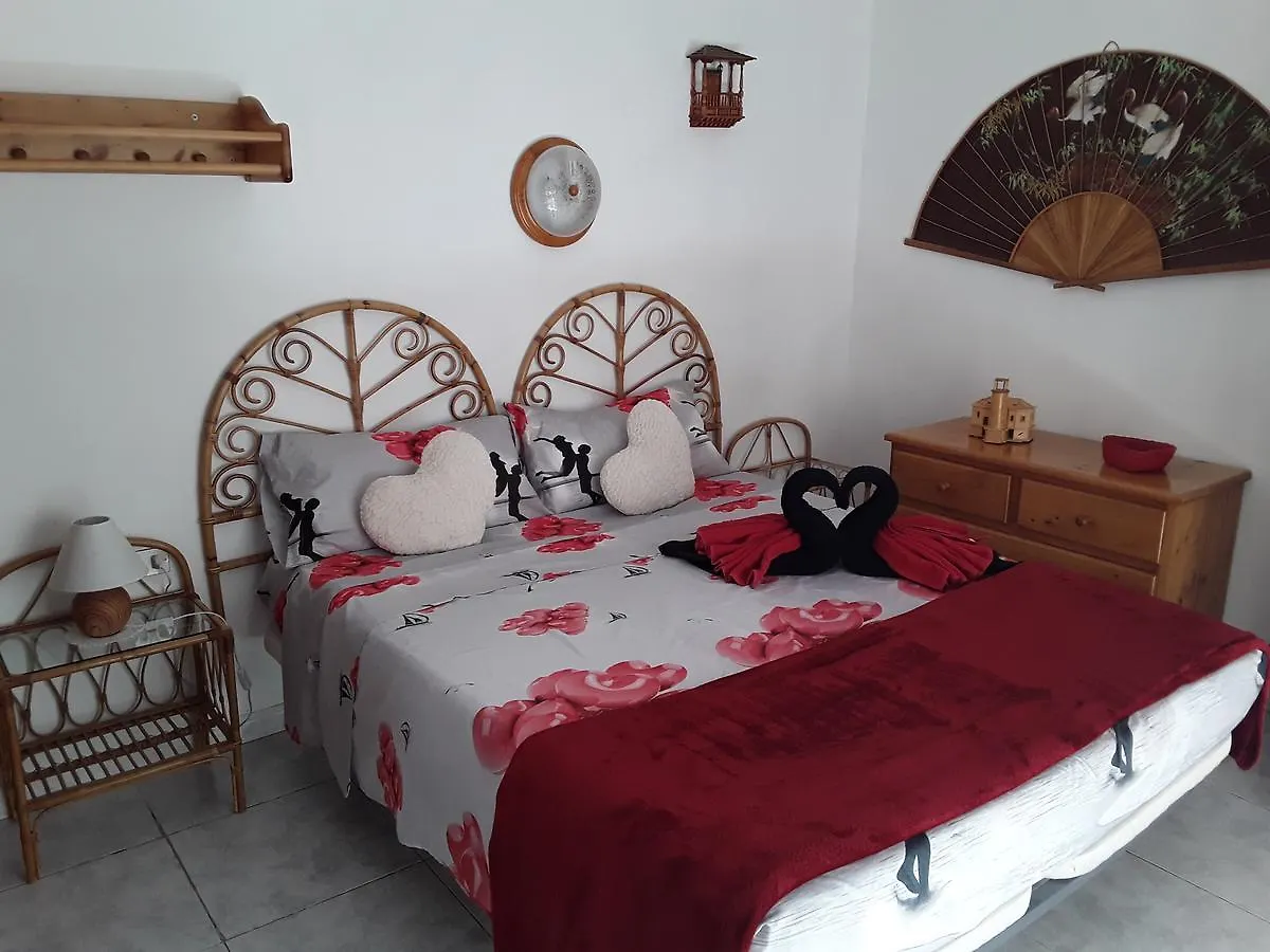 Maison Chayofita Tenerife Bed and Breakfast Costa Del Silencio Bed & Breakfast